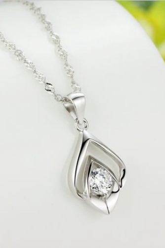 Ženy módne šperky Leaf Simple veľkoobchod náhrdelník s príveskom -  Sumidress.com