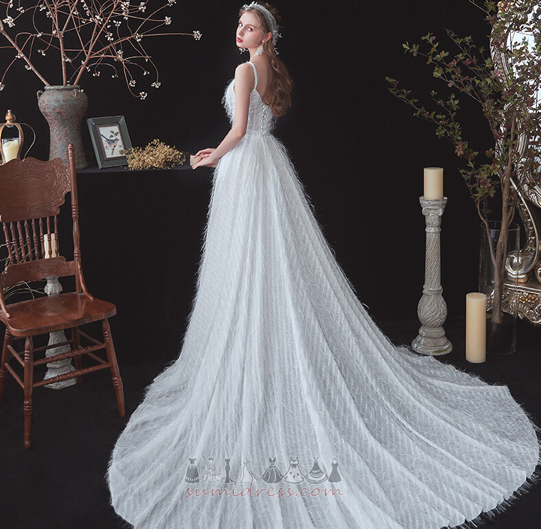 A-Lijn Romantische Veeg Trein Buitenshuis Tule Natuurlijk Bruid jurk