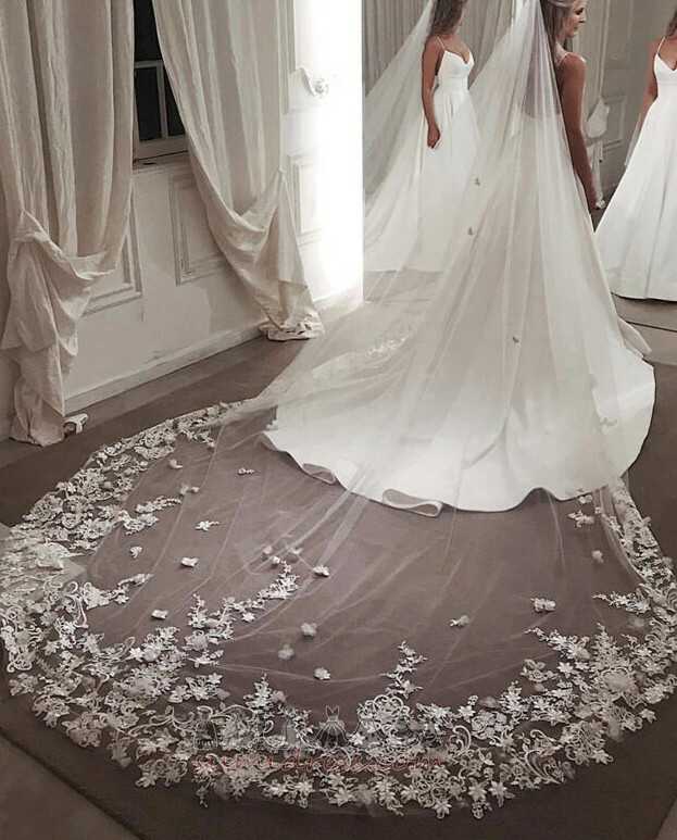 Bol dökümlü Kolsuz Kum saati V yaka Bir çizgi Saten Düğün Elbise