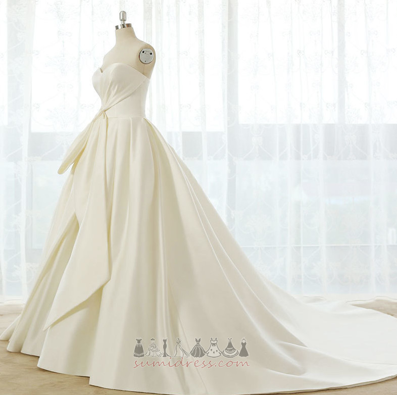 Court Train Natural Waist Elegant Beach Sweetheart A-Line Wedding Dress