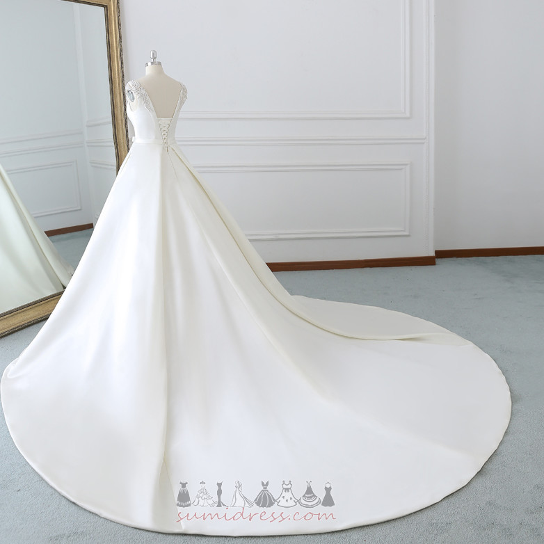Дантела-нагоре Сатен метене влак Дължина на пода Линия Природен кръста сватбена рокля