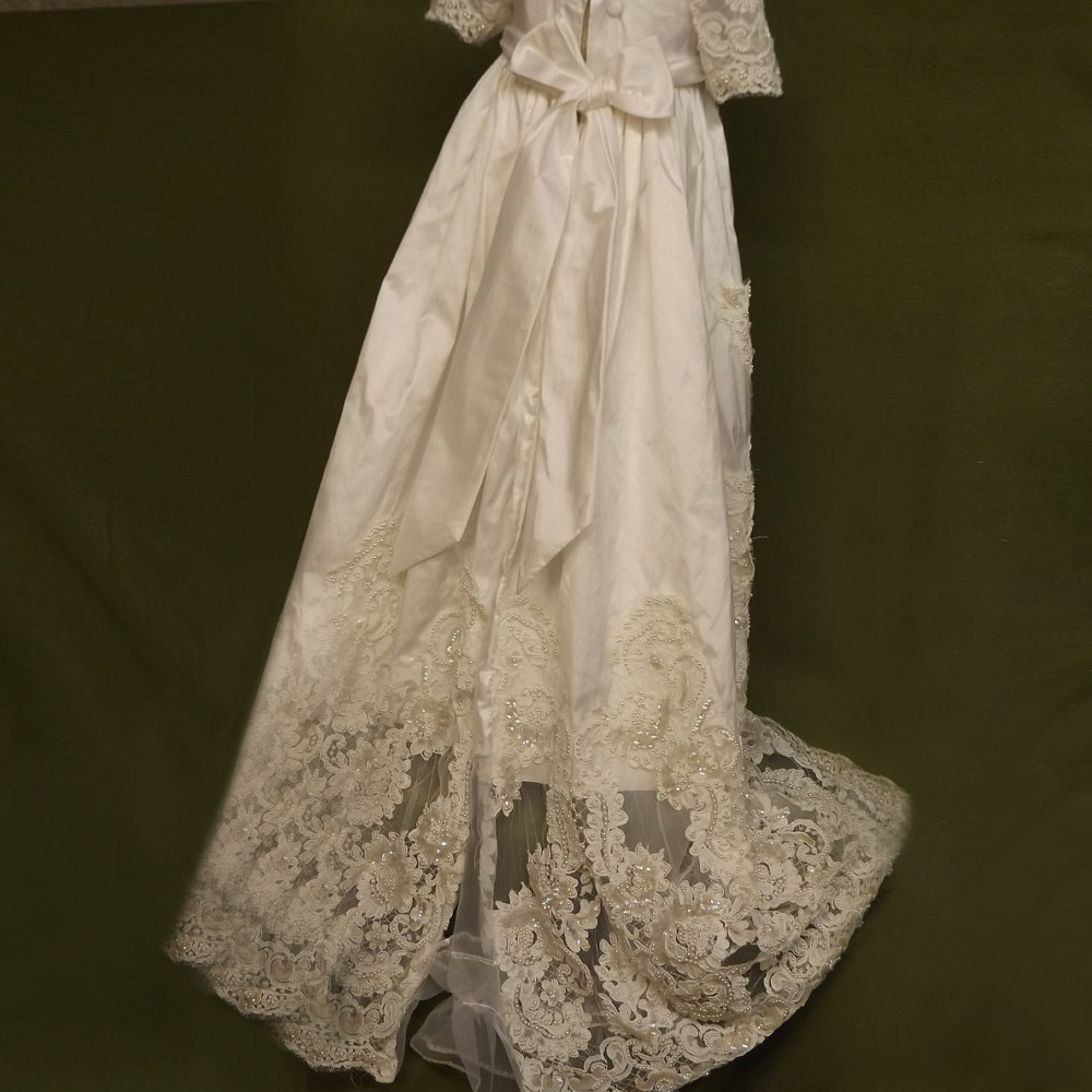 Doğal belden Dantel İllüzyon kollu Uzun Mücevher Prenses Çiçek kız elbise