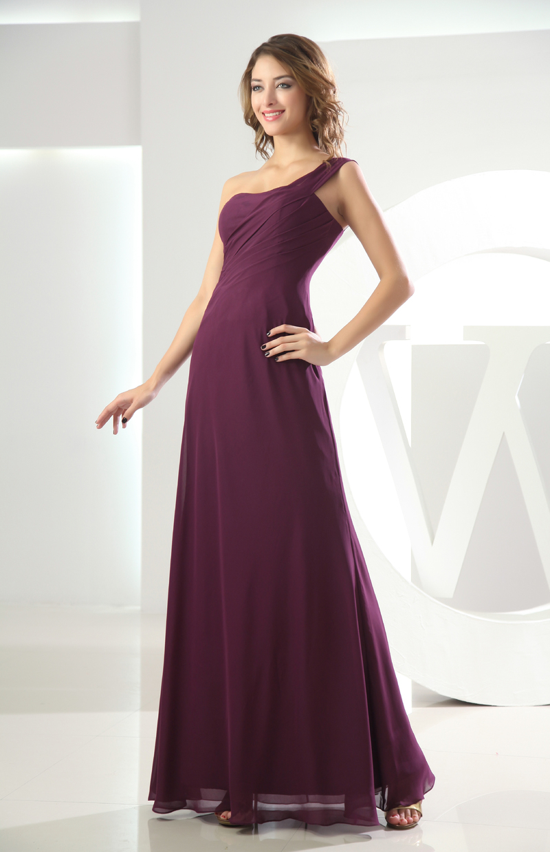 Gulvet længde Elegant Timeglas Asymmetriskkrave Plisseret A-linje Aften kjole