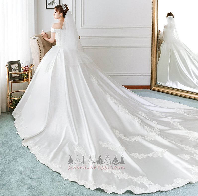 Hall Ters üçgen Uzun Saten Dantel kaplaması Bir çizgi Düğün Elbise