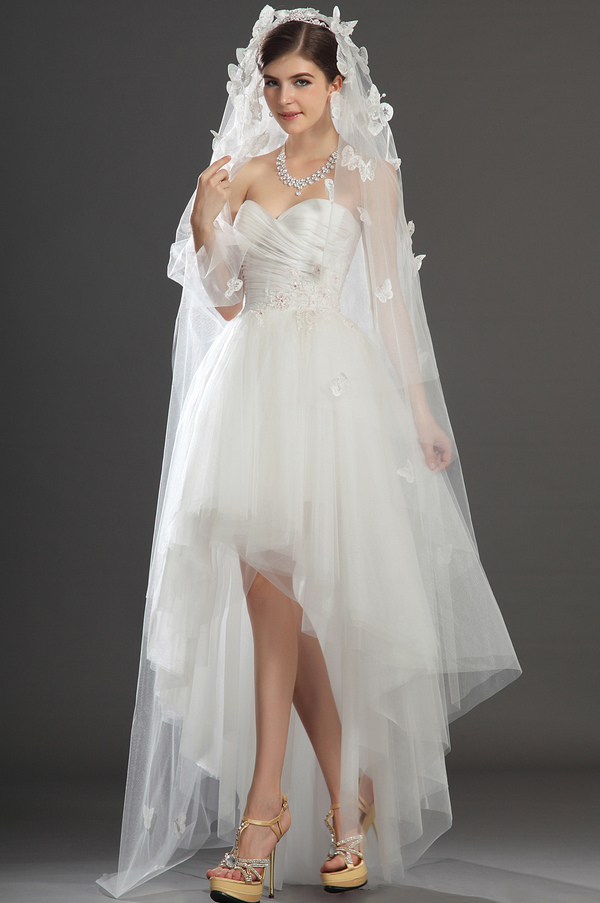 Hjärtformad Sopa Tåg Asymmetrisk veckat Apple romantisk Bröllopsklänning