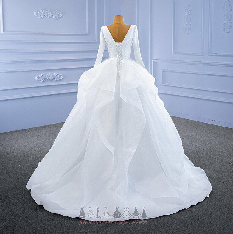 Inverterad triangel Djup v-ringning Formella Lång Cascading försäljning Bröllopsklänning