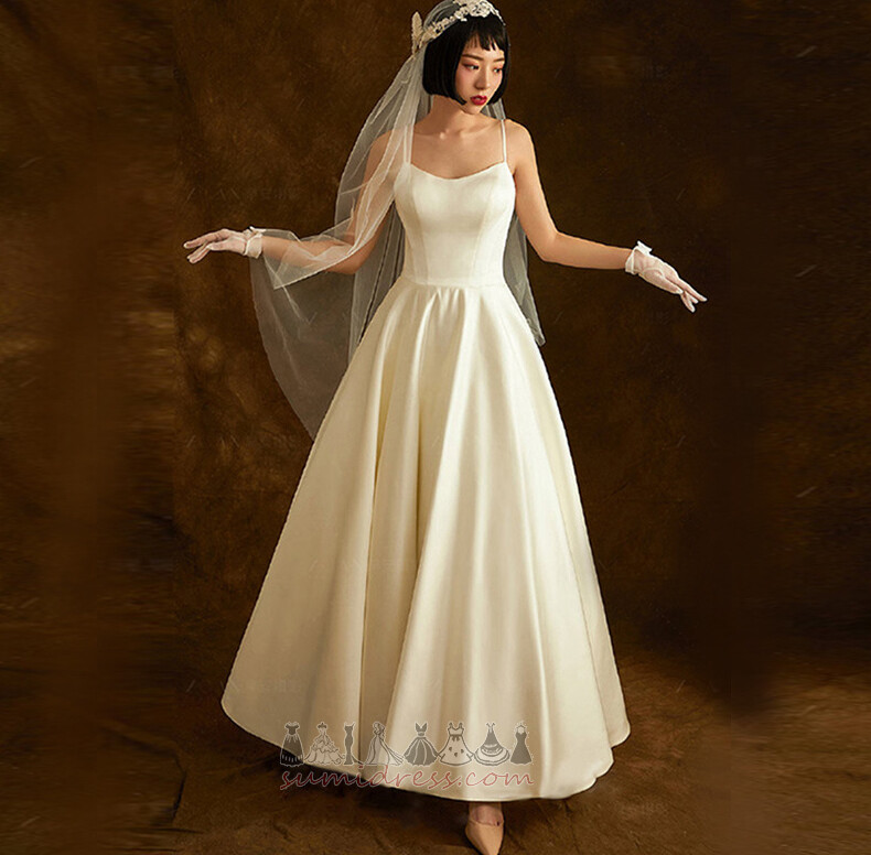 La robe de mariage Triangle Inversé Naturel Entrecroisé Satin Simple Sans Manches