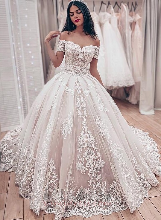 Lace Lace-up Capped Sleeves Formal Court Train Lace Wedding Dress