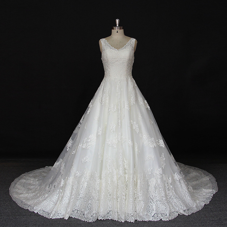 Lace-up Satin Hall Cathedral Train Lace Medium Wedding Dress