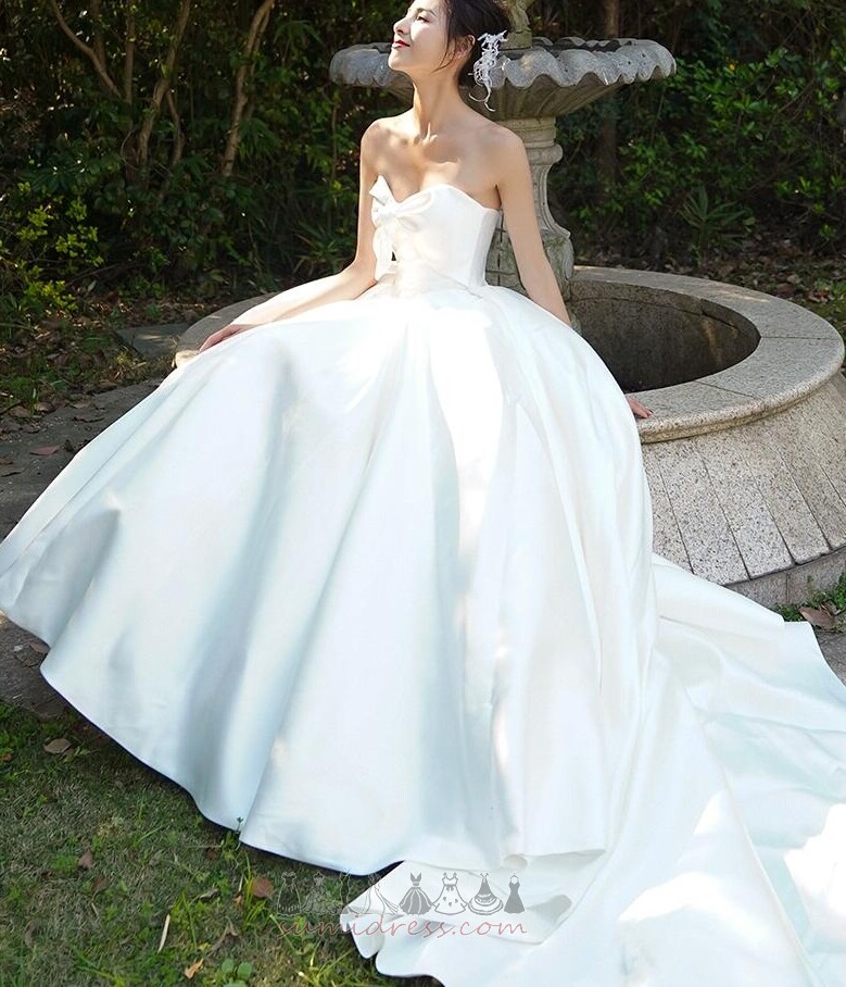 Лък Без ръкави Сатен Елегантен Хол Дантела-нагоре сватбена рокля