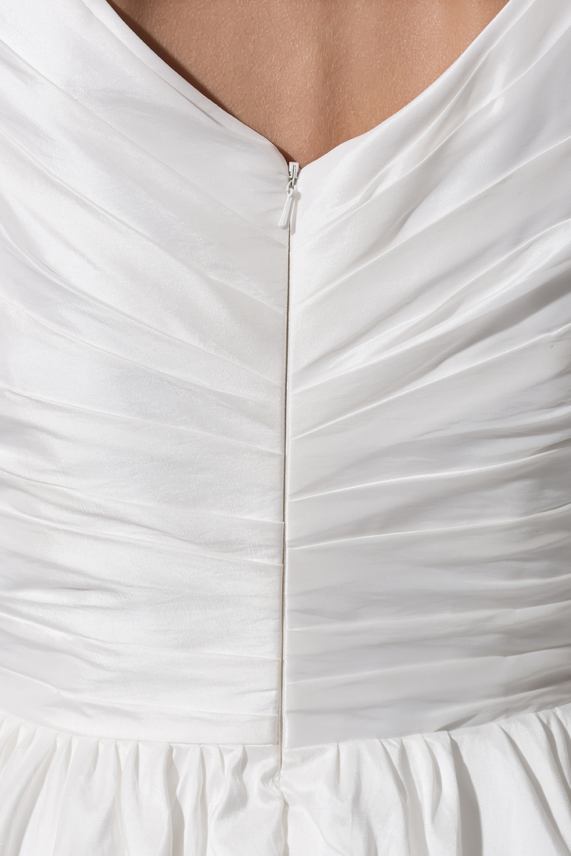 Natural Waist Pleated Bodice Half Sleeves Beach Modest Princess Wedding Dress