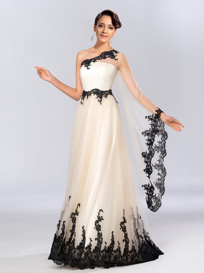 Naturlig Talje Ankel længde Tyl Elegant Feje Tog A-linje Aften kjole
