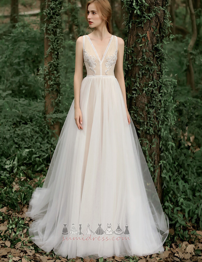 Ryggløse Svinge Feie Train Tyll V-hals A-formet Bryllupskjole