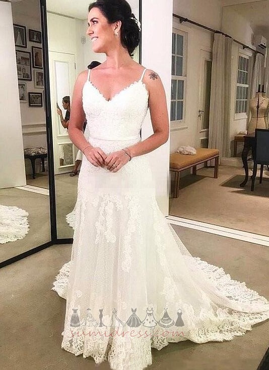 Sleeveless Hall Lace Overlay Applique Sweep Train Natural Waist Wedding gown