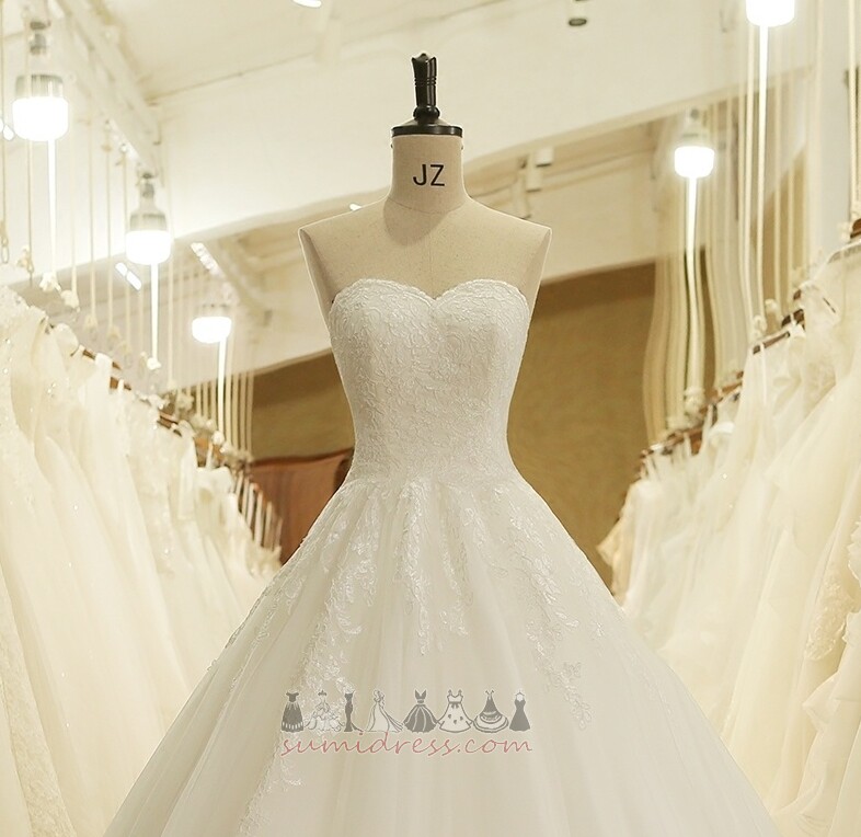 Sleeveless Lace-up Formal Sweetheart Natural Waist Lace Wedding Dress