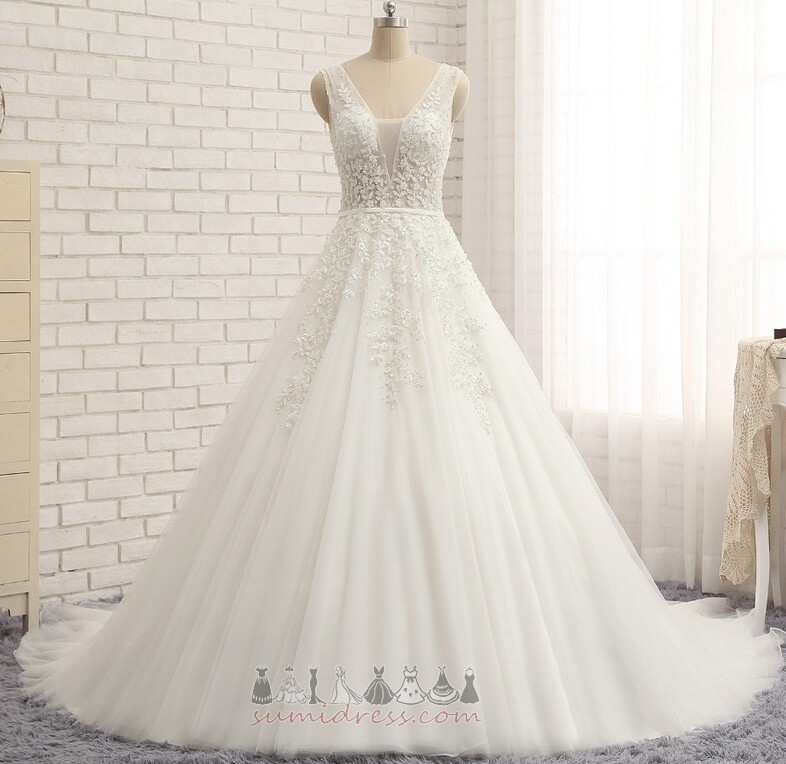 Sleeveless Pearls Spring Garden Rectangle Backless Wedding Dress