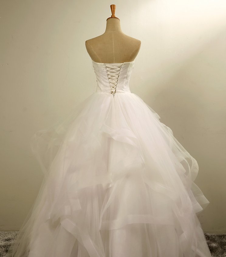 Suknia ślubna Bez ramiączek Aplikacje Organza Bez rękawów Sweep pociągu na suwak