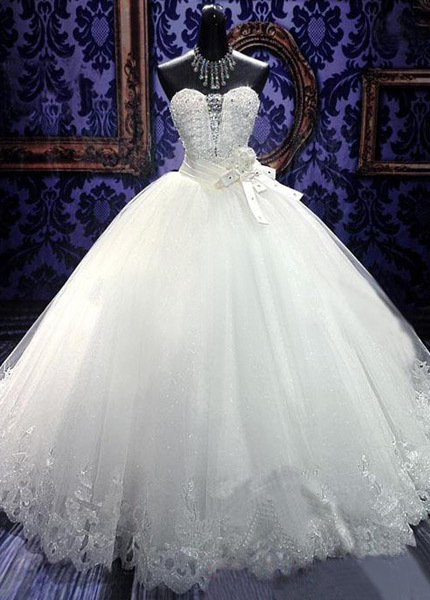 Tulle Beading Princess Sleeveless Sweetheart Natural Waist Wedding gown