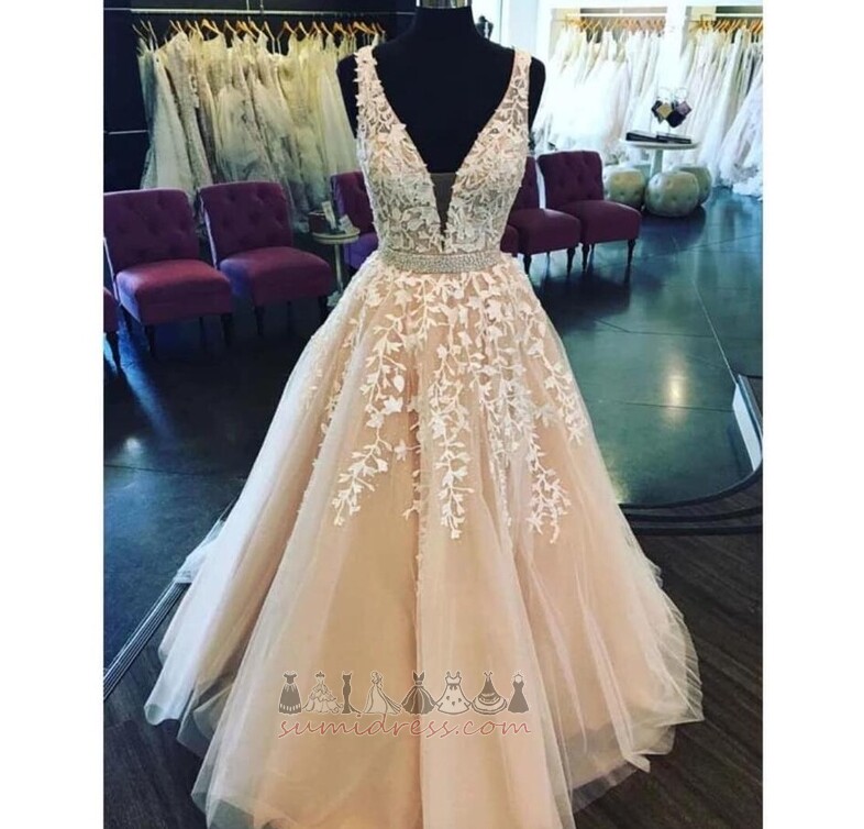 Tyll Sopa Tåg Rygglös V-ringning Ärmlös Strand Bröllopsklänning