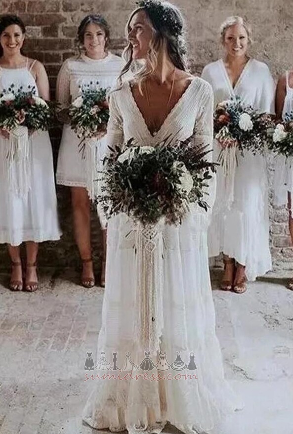Zug zu fegen Tiefer V-Ausschnitt Lange Ärmel Draussen Spitze Braut Kleid